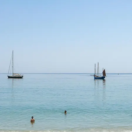 Apartamento Sunny Flat W/ Jacuzzi & Balconies By Host Wise *