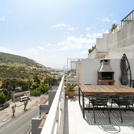 아파트 Hostwise - Sunny Flat W/ Jacuzzi & Balconies