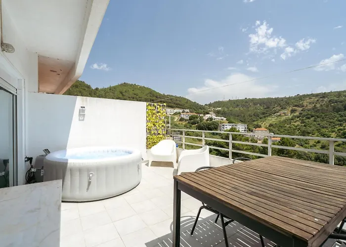 Sunny Flat W/ Jacuzzi & Balconies By Host Wise アパート