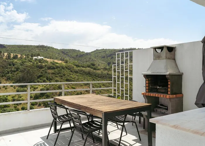 アパート Sunny Flat W/ Jacuzzi & Balconies By Host Wise *