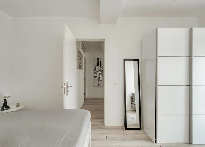 Sunny Flat W/ Jacuzzi & Balconies By Host Wise アパート セシンブラ