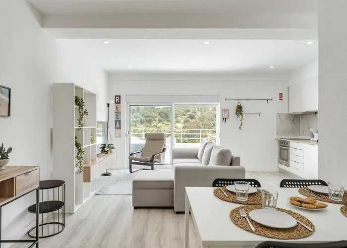 Sunny Flat W/ Jacuzzi & Balconies By Host Wise *