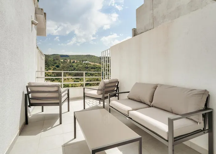 アパート Sunny Flat W/ Jacuzzi & Balconies By Host Wise *