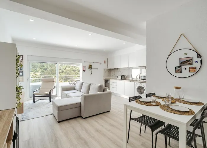 Sunny Flat W/ Jacuzzi & Balconies By Host Wise アパート *